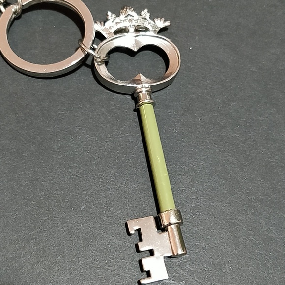 SOLD! *Juicy Couture Hotel Keychain Key Fob - Picture 4 of 5